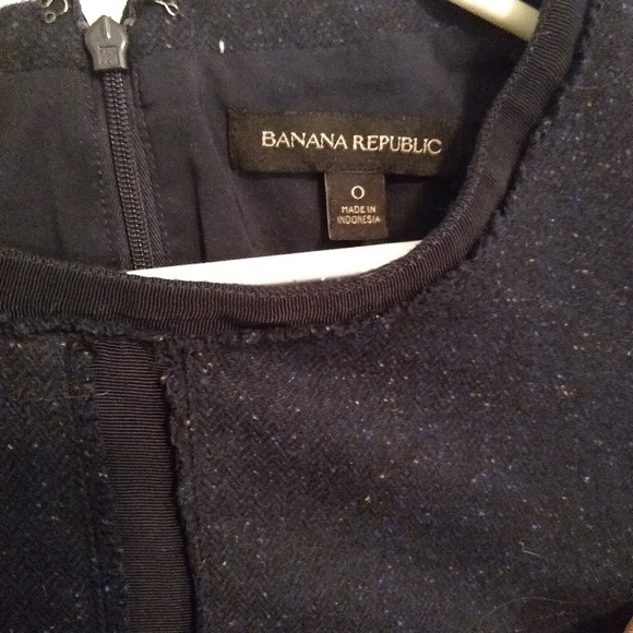 Banana Republic NWOT wool short sleeve top - Picture 2 of 2